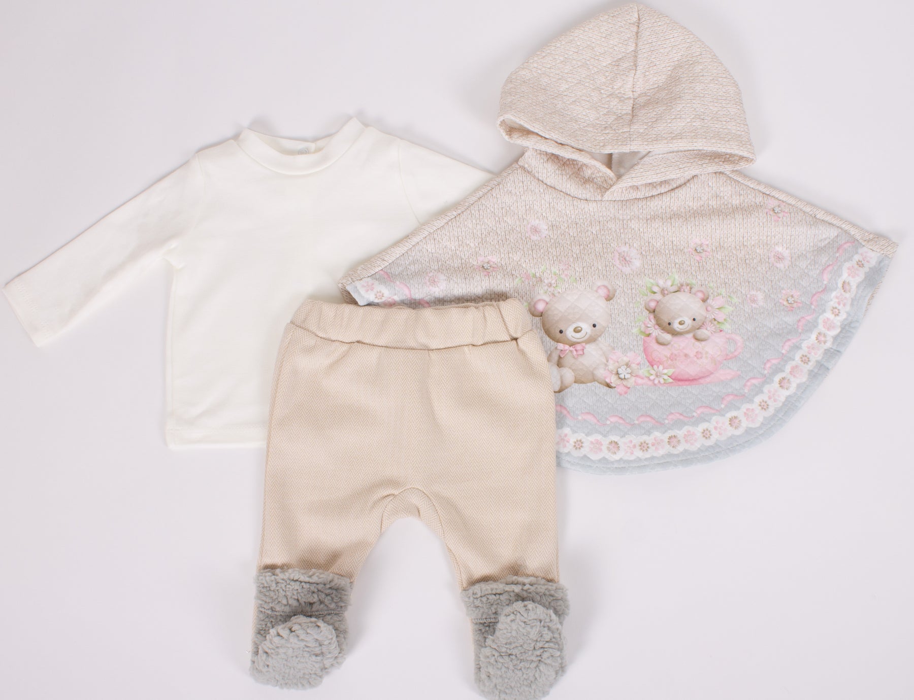 Elma's Clothing offers the best baby and children's products.